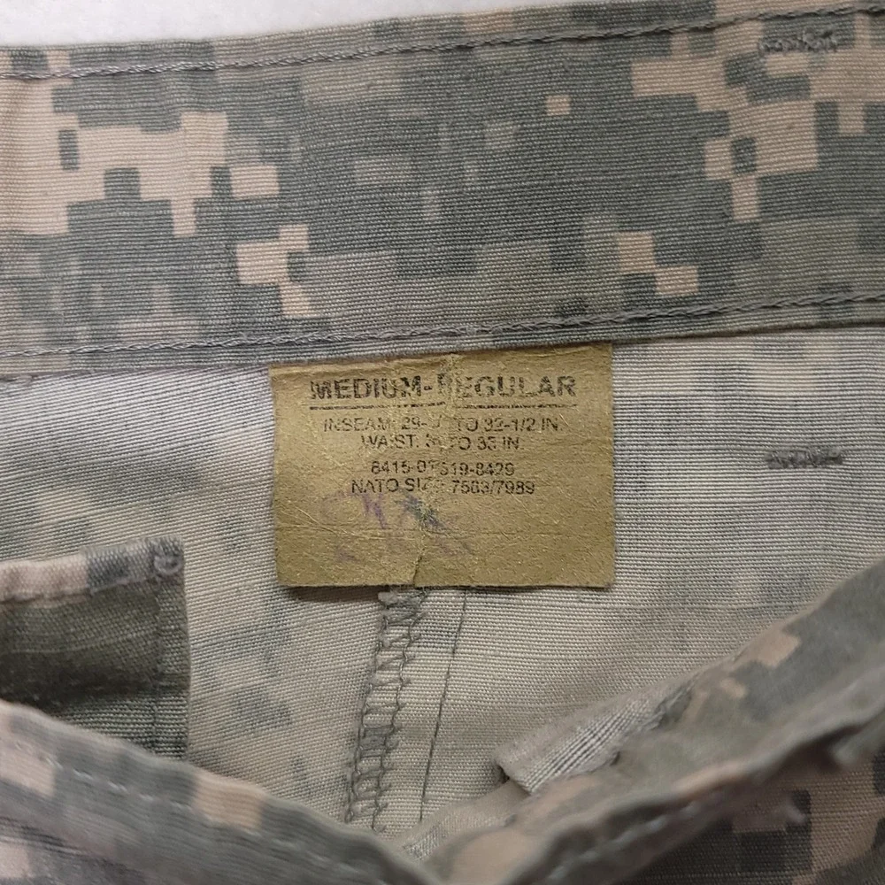 US Army ACU Digital Camo Cargo‎ Pants Medium Regular Ripstop Trousers 34x31